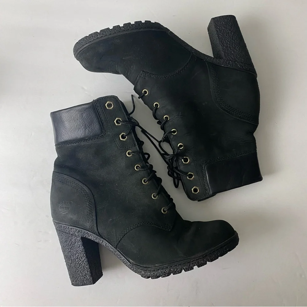 Timberland Women's Glanch Heeled Booties Black Leather sz 6